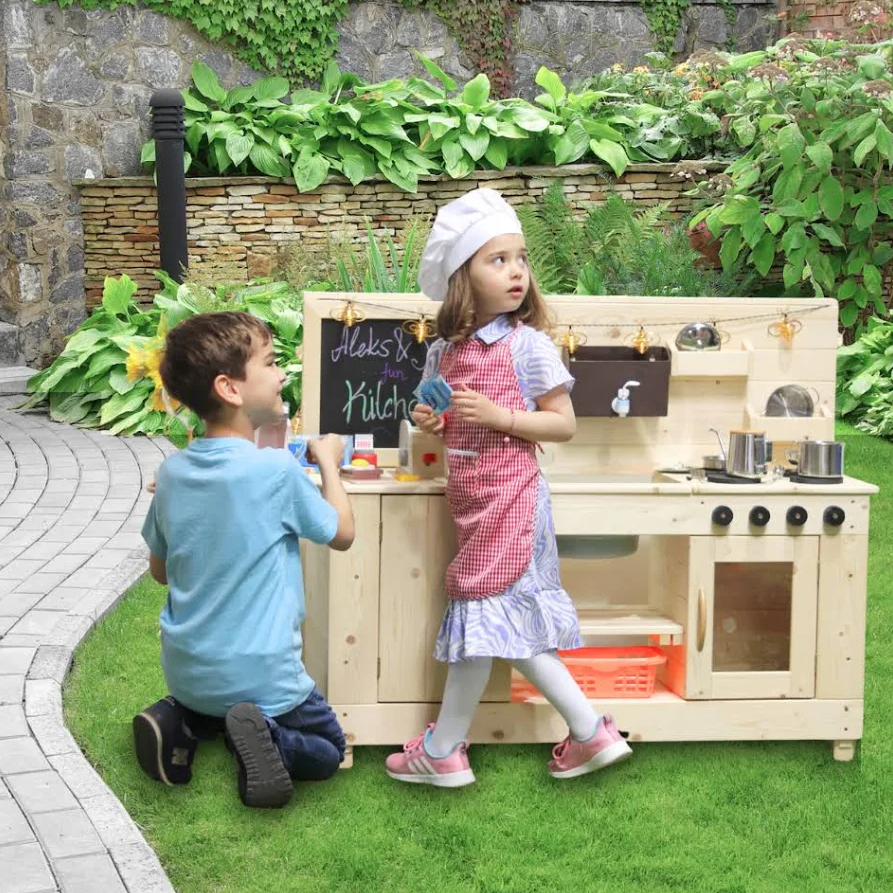 Big Game Hunters Triple Mud Kitchen